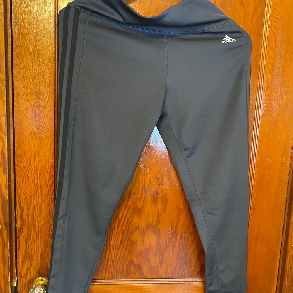 Adidas leggings